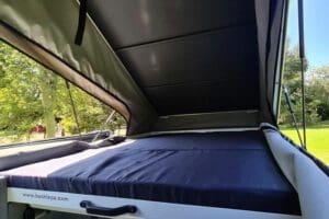 HilCAM 4 Sleeper 4x4 Camper
